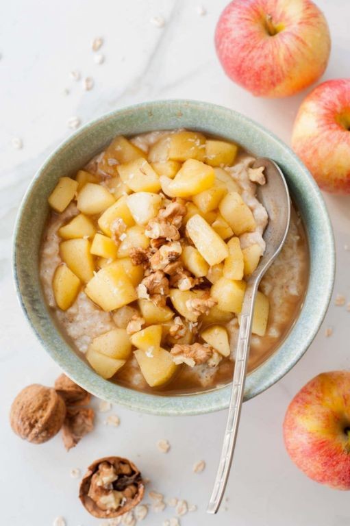 Fuji Apple Cinnamon Oatmeal
