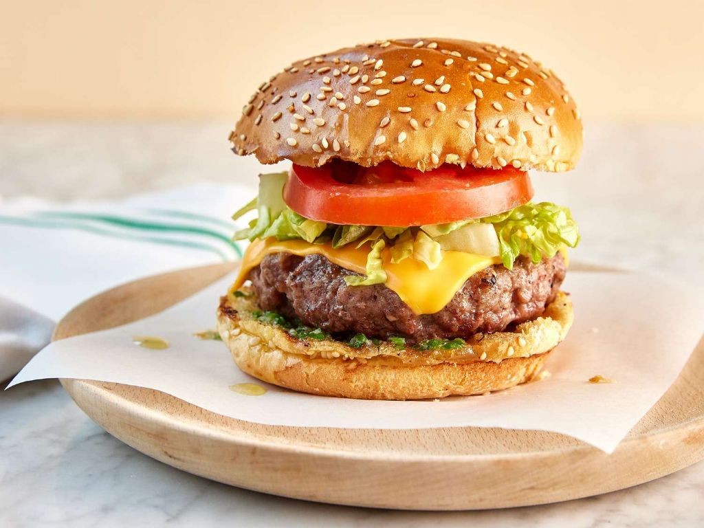 Garlic Butter Grilled Beef Burgers