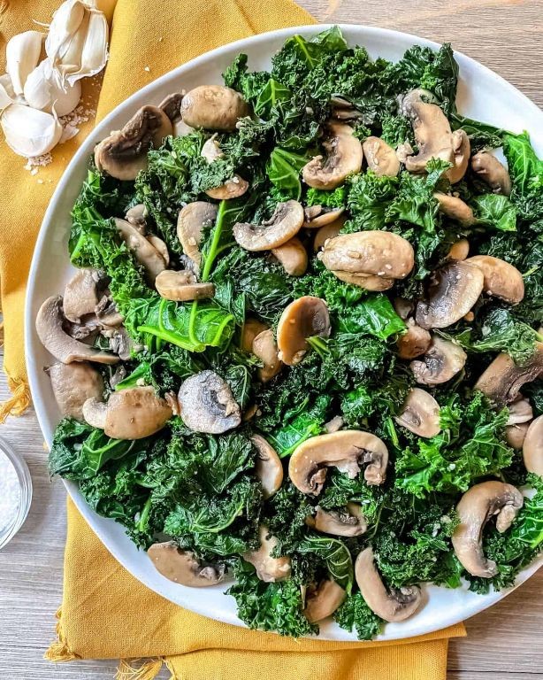 Garlic Butter Sautéed Kale and Mushrooms