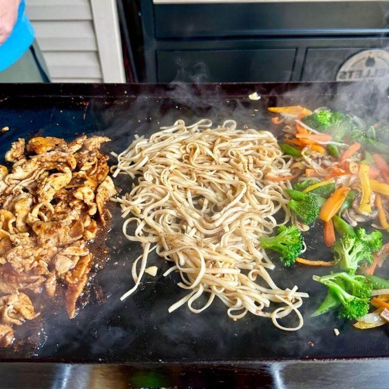 Garlic Noodle Blackstone Stir Fry