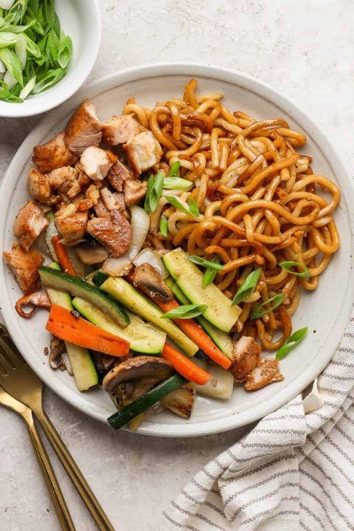 Garlic Parmesan Hibachi Noodles with Chicken