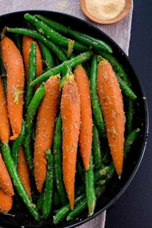 Green Bean and Carrot Sauté with Garlic