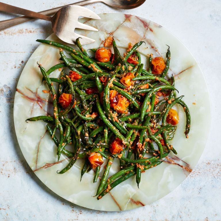 Green Beans with Almond Pesto and Cherry Tomatoes