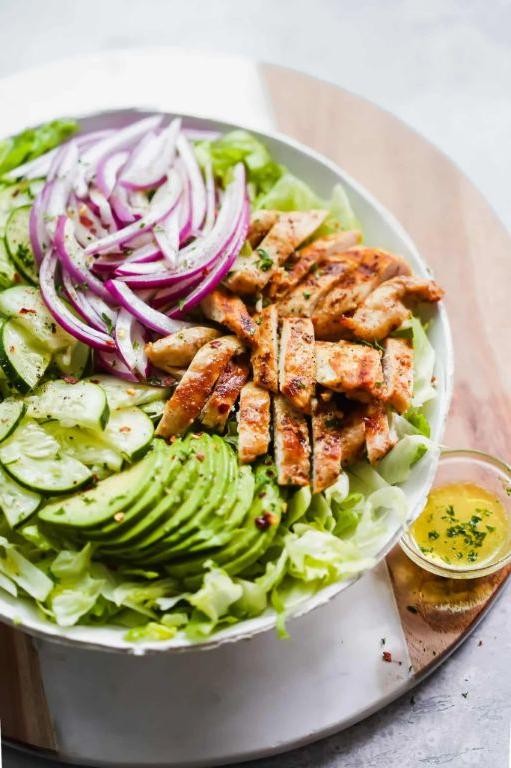 Grilled Chicken Avocado Salad