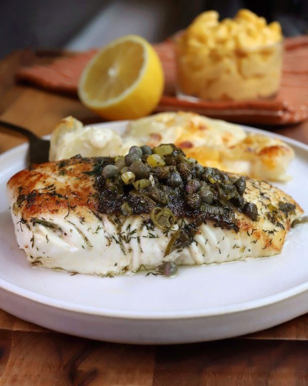 Grilled Halibut with Lemon Butter Sauce