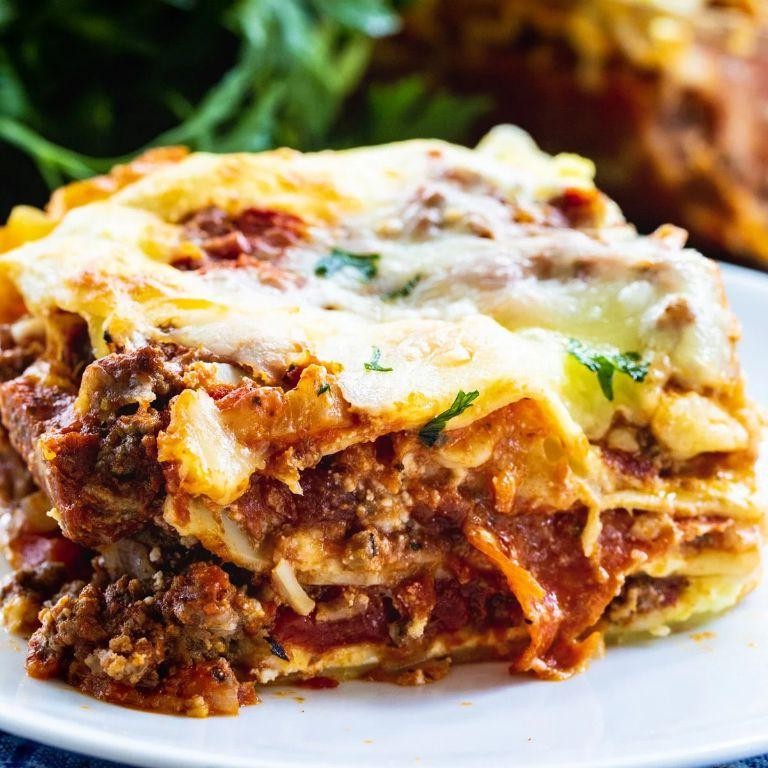 Ground Beef and Cream Cheese Lasagna