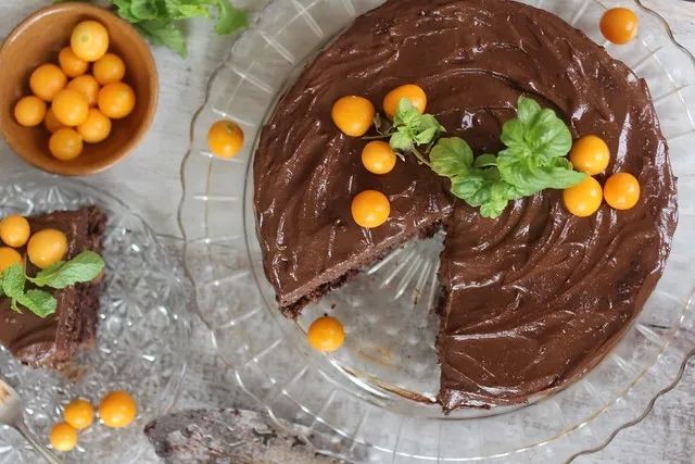 Ground Cherry and Chocolate Tart