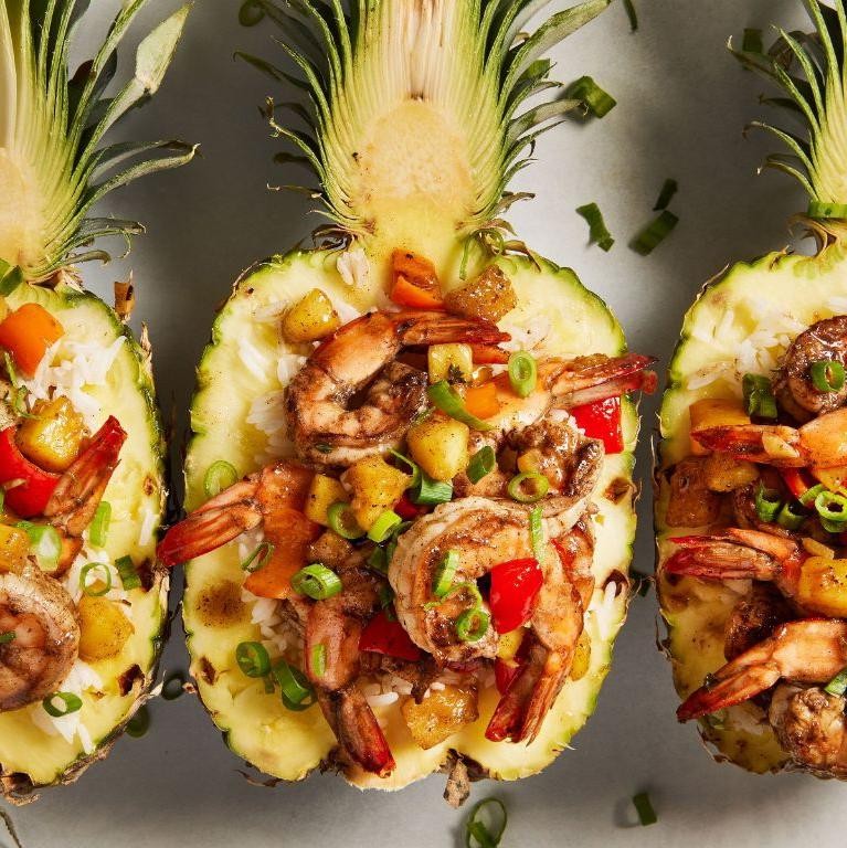 Jerk-Seasoned Shrimp Boil with Pineapple
