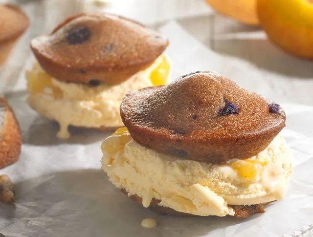 Jiffy Blueberry Muffin Mix Ice Cream Sandwiches