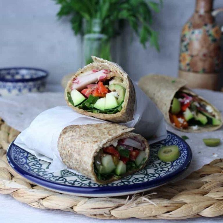 Kalamata olive and hummus wraps with veggies