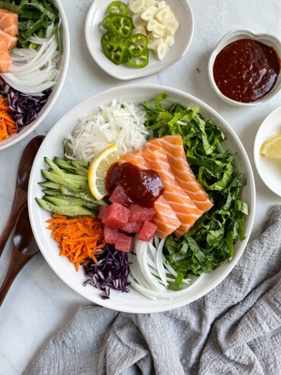 Kimchi Sushi Bowl with Spicy Gochujang Dressing