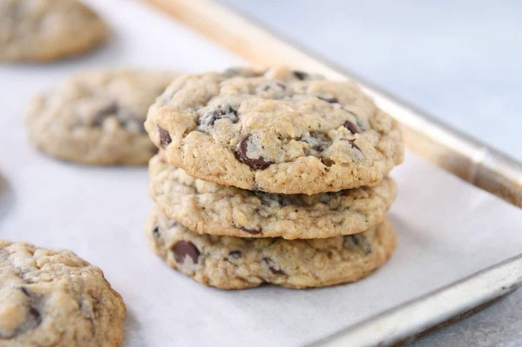 KitchenAid Oatmeal Chocolate Chip Cookies