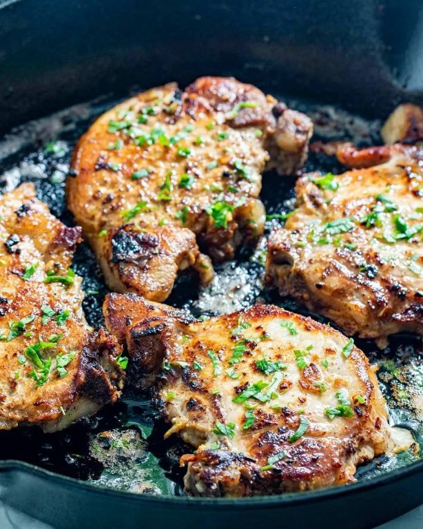 Lemon Garlic Mushroom Pork Chops