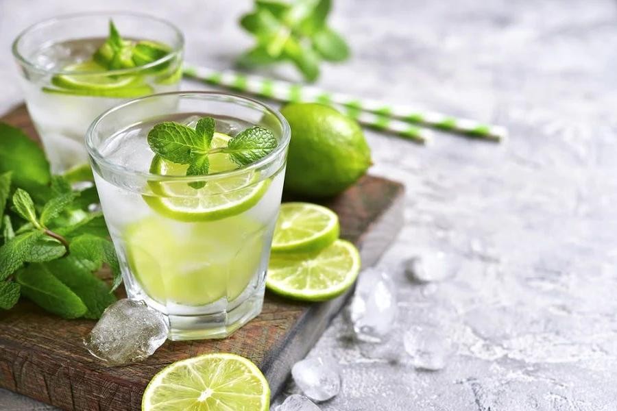 Lemongrass Ginger Mojito