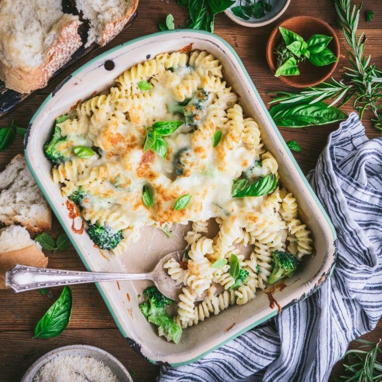 Macaroni Alfredo with Roasted Broccoli