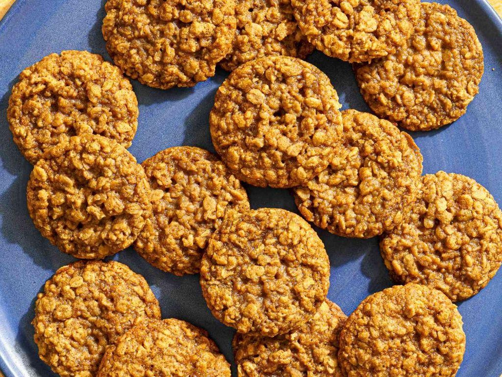 Maple Syrup Oatmeal Cookies