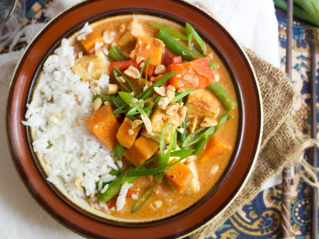 Massaman Curry with Tofu and Cashews