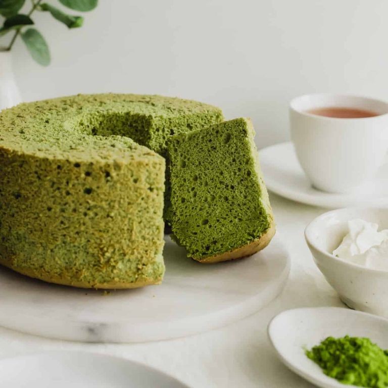 Matcha Green Tea Chiffon Cake