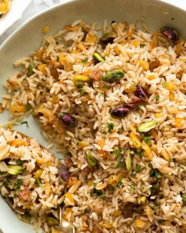 Mediterranean Rice Pilaf with Pine Nuts and Raisins