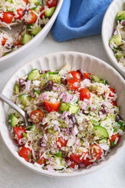 Mediterranean Rice Salad with Olives and Cucumber