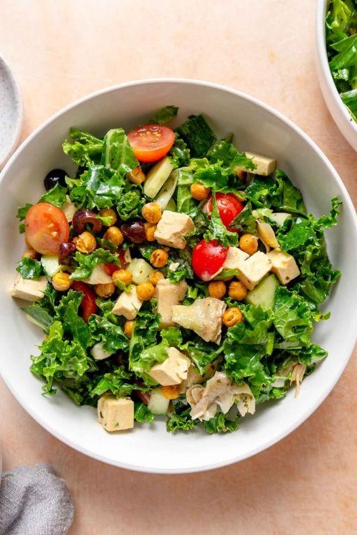Mediterranean tofu salad with olives