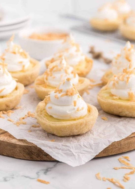 Mini Coconut Cream Pie Bites