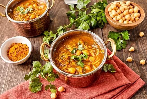 Moroccan Harira with Chickpeas and Lentils