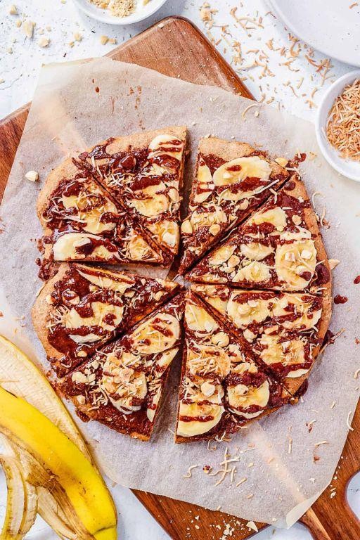 Nutella and Banana Dessert Pizza