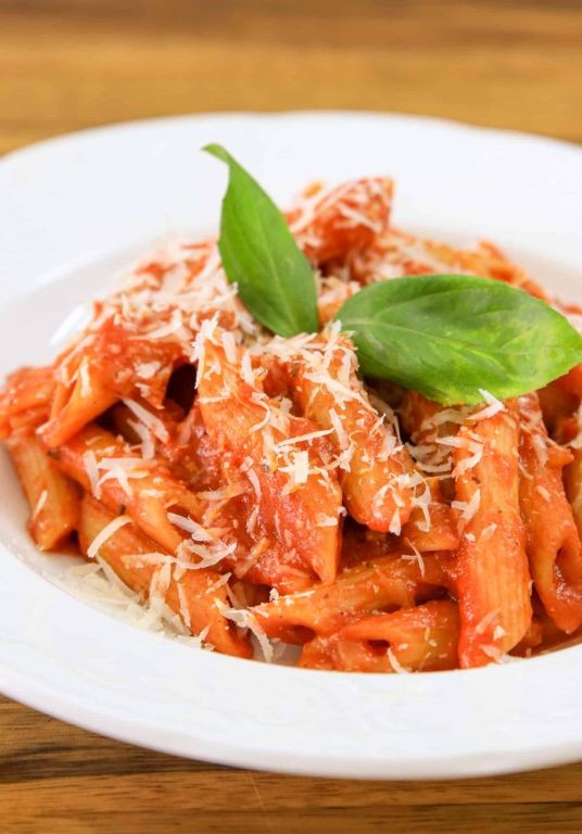 One-Pot Pasta with Tomato Sauce