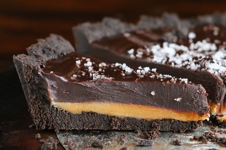 Oreo Salted Caramel Pie