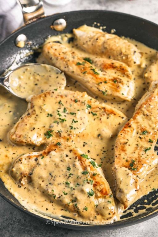 Oven-Baked Turkey Cutlets with Creamy Dijon Sauce