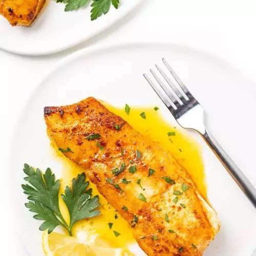 Pan-Fried Halibut with Lemon Butter Sauce