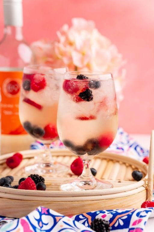 Passionfruit Pinot Grigio Spritzer