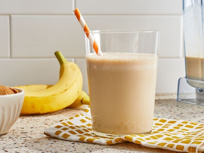 Peanut Butter Banana Almond Milk Smoothie