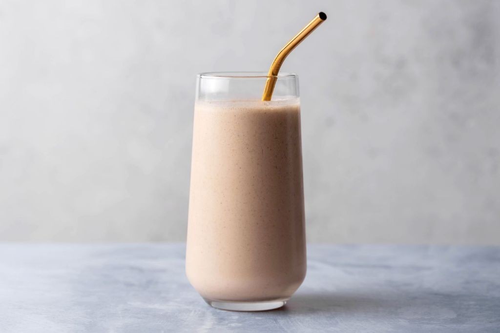Peanut Butter Banana Cinnamon Smoothie