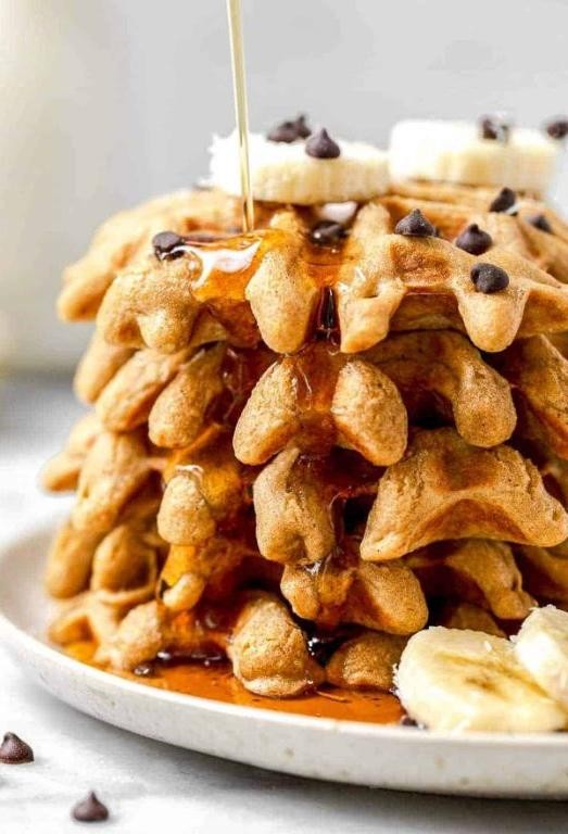 Peanut Butter Belgian Waffles with Banana Slices