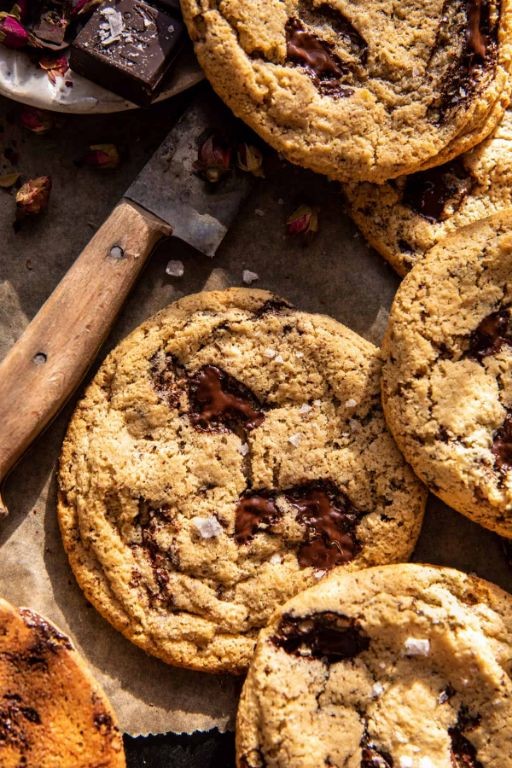 Peanut Butter Chocolate Chip Protein Cookies