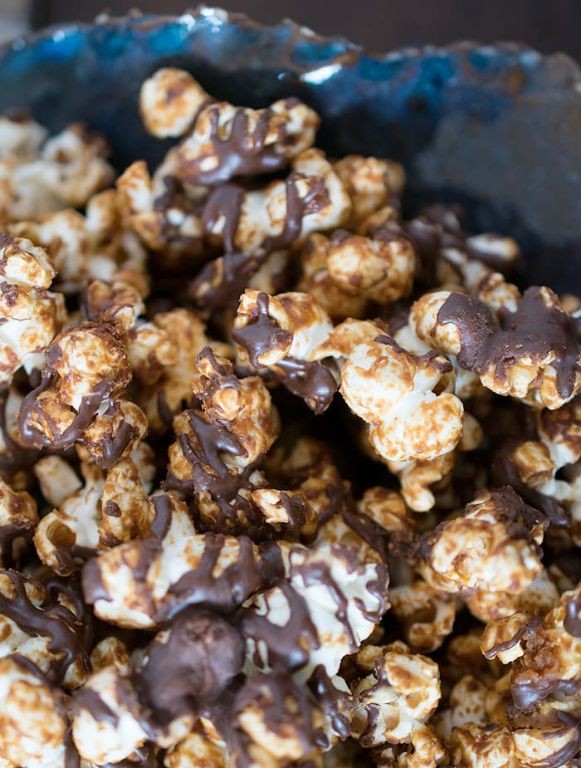 Peanut Butter Cup Popcorn