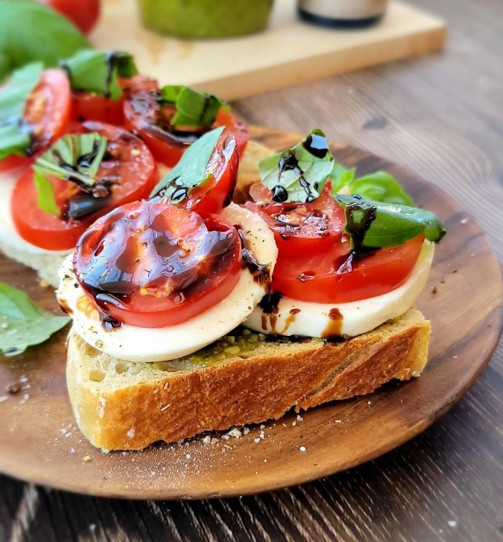 Pesto and Mozzarella Toast