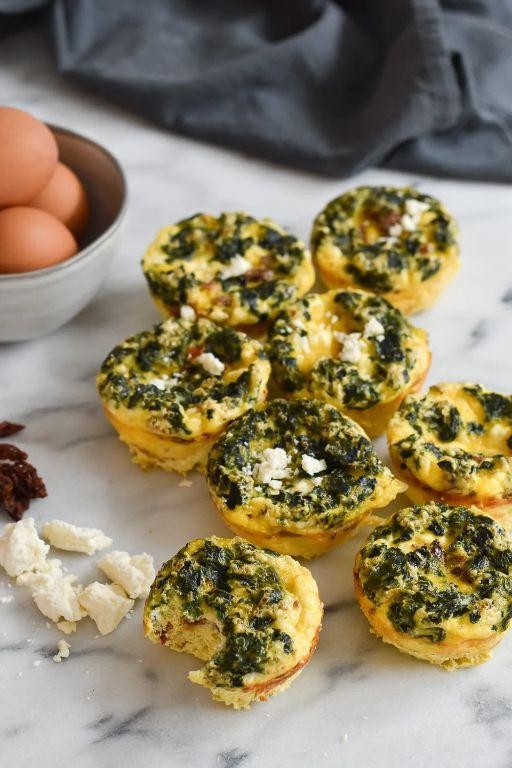 Pesto and Sundried Tomato Egg White Bites
