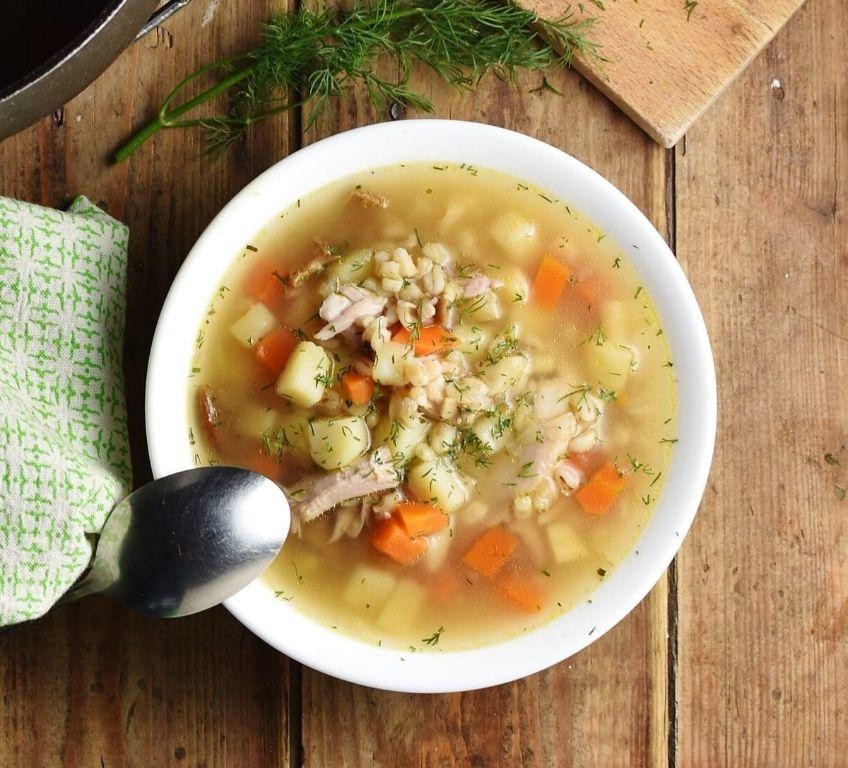 Polish Chicken and Barley Soup (Krupnik z Kurczakiem)