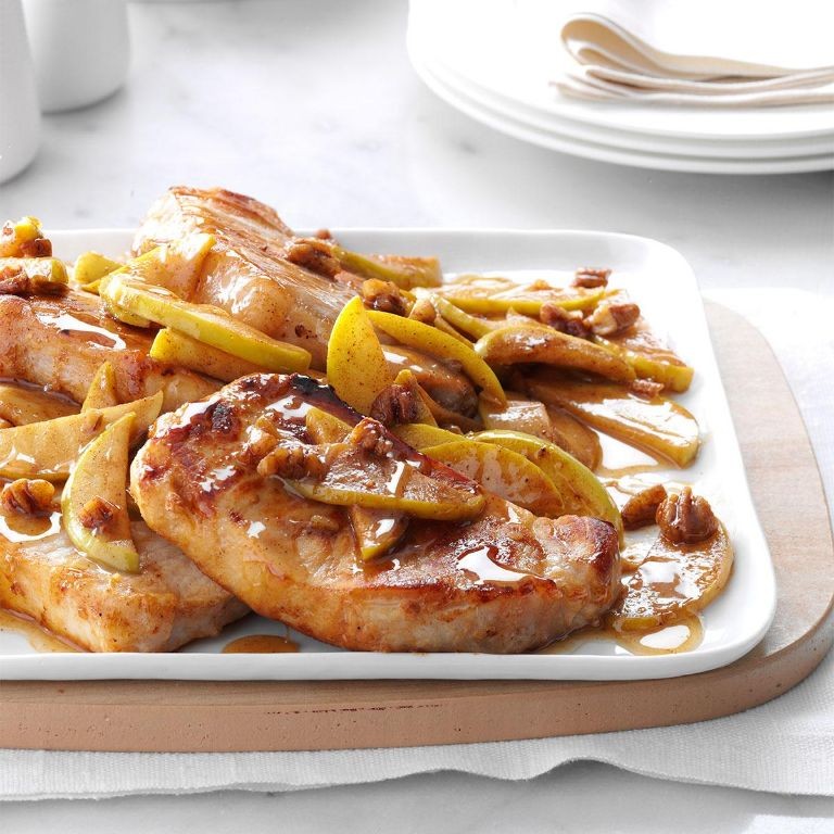 Pork Chops with Cinnamon Apples