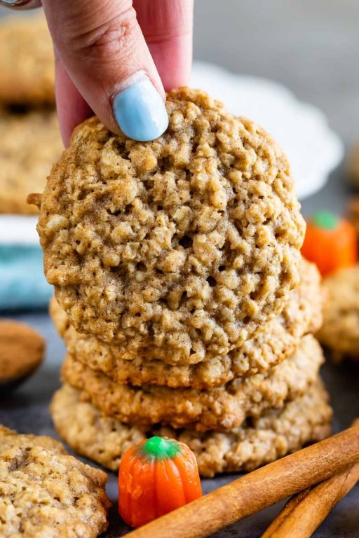 Pumpkin Pie Mix Oatmeal Cookies