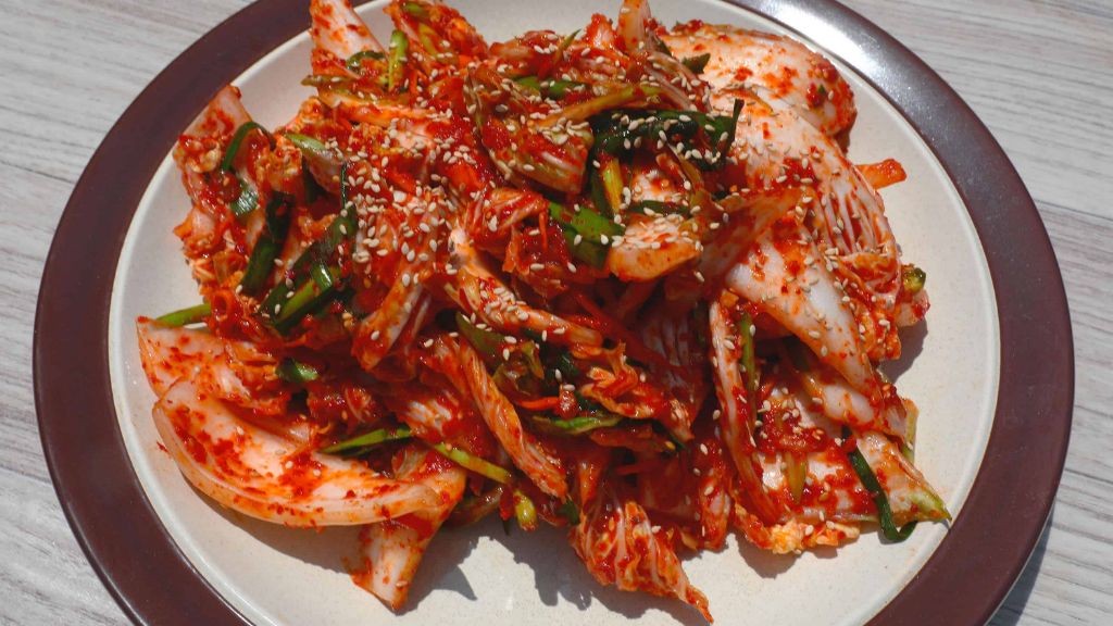 Quick Baechu Geotjeori (Fresh Kimchi)