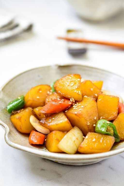 Quick Gamja Jorim (Braised Potatoes)