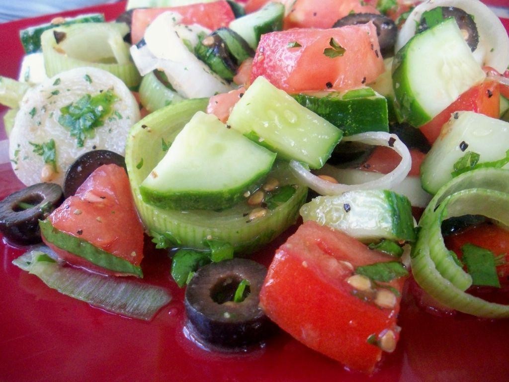 Quick Leek and Tomato Salad