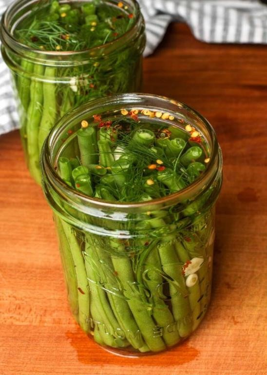 Quick Pickled Canned Green Beans