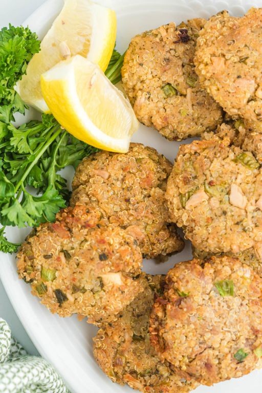 Quinoa and Spinach Tuna Cakes with Lemon Tahini Dressing