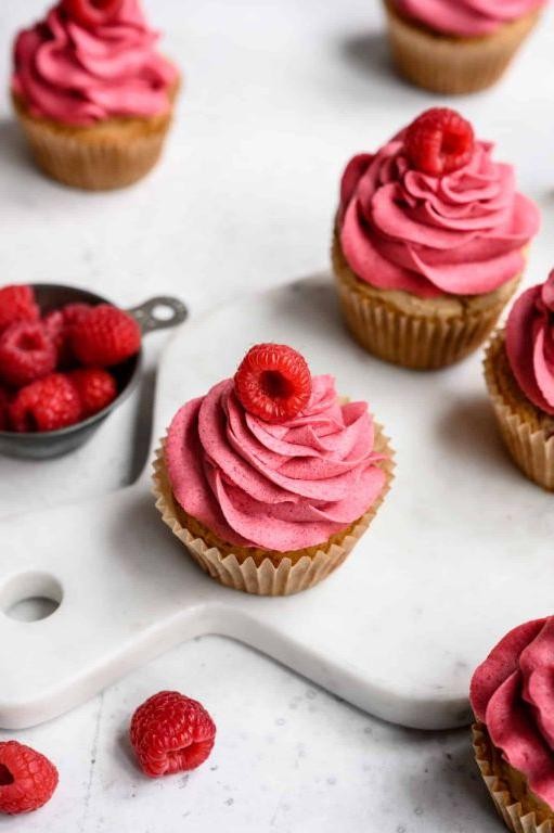 Raspberry Almond Vegan Cupcakes