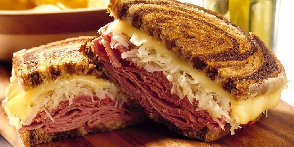 Reuben Sandwich with Sauerkraut